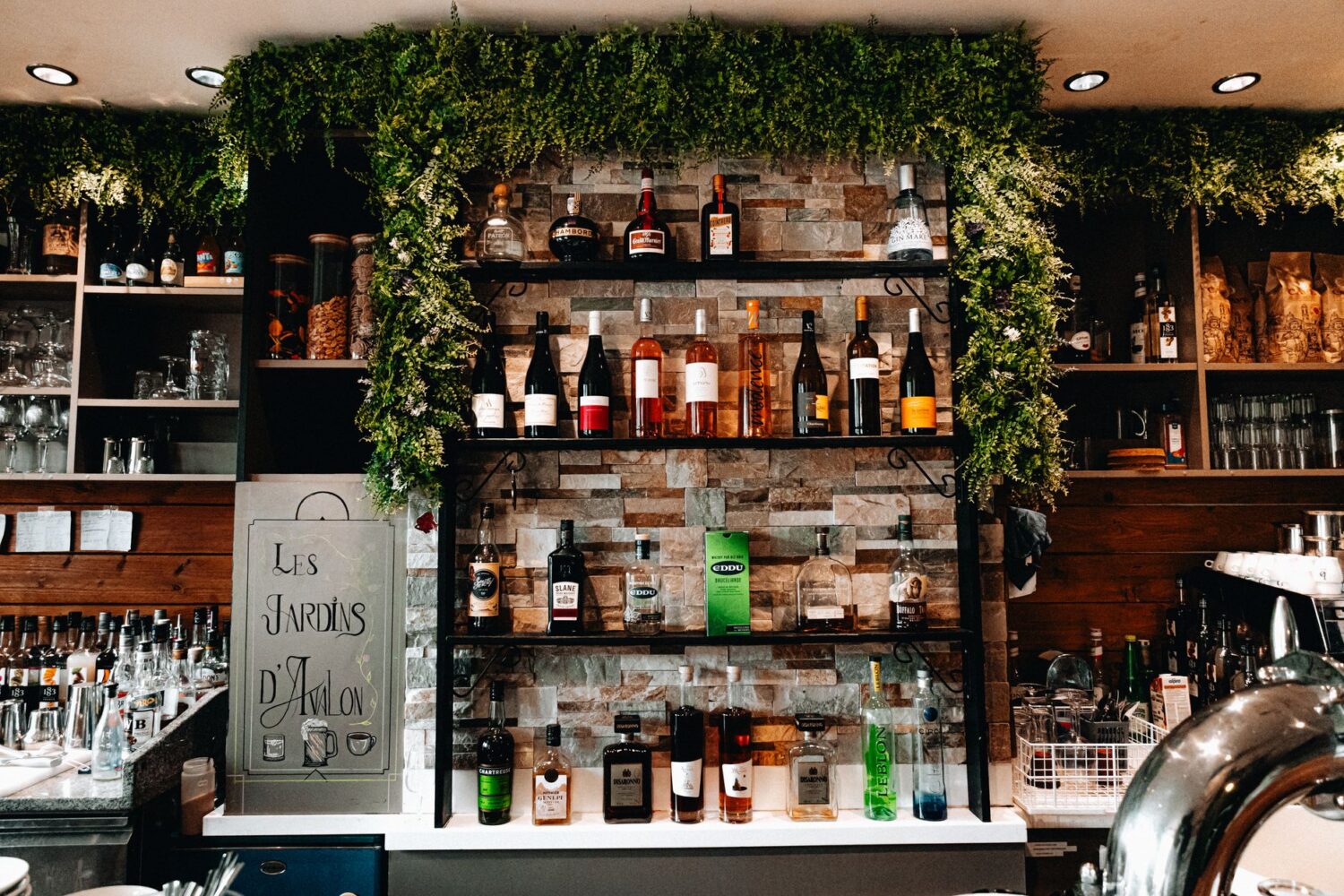 Quels sont les alcools les moins caloriques ? Tableau comparatif et conseils